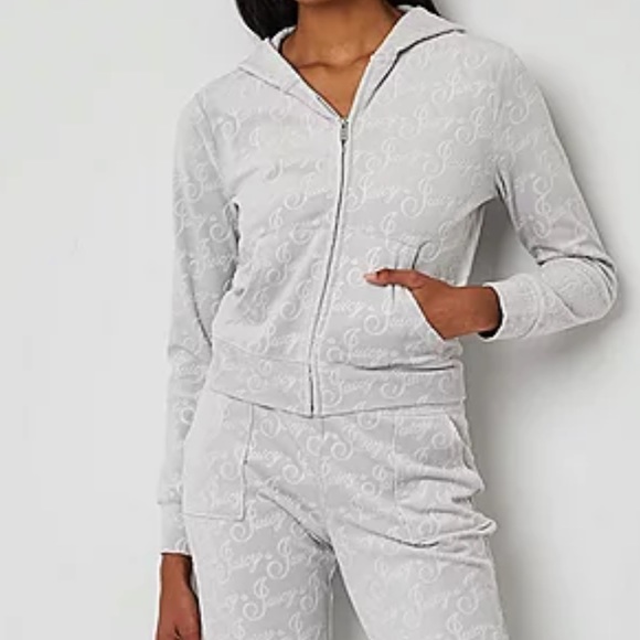 Juicy Couture Tops - Juicy By Juicy Couture Womens Embossed
Velour Hoodie